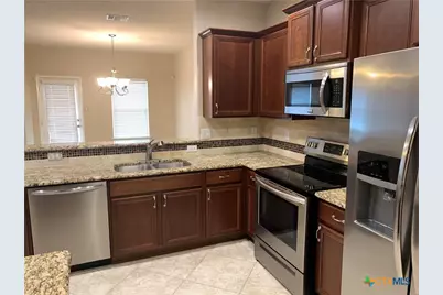 1337 Lauren Street, New Braunfels, TX 78130 - Photo 8