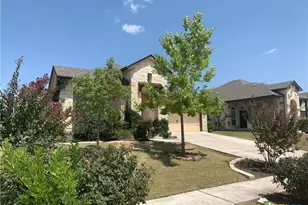 1337 Lauren St, New Braunfels, TX 78130 - Photo 2