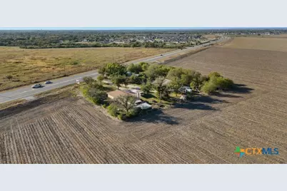 3465 N State Highway 46 Highway, Seguin, TX 78155 - Photo 4