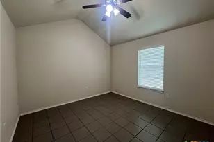 239 Rosalie Dr, New Braunfels, TX 78130 - Photo 10