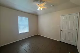 239 Rosalie Dr, New Braunfels, TX 78130 - Photo 14