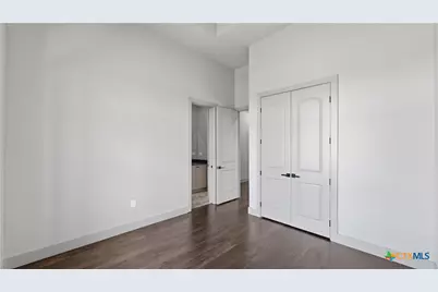731 County Road 356, Adkins, TX 78101 - Photo 32
