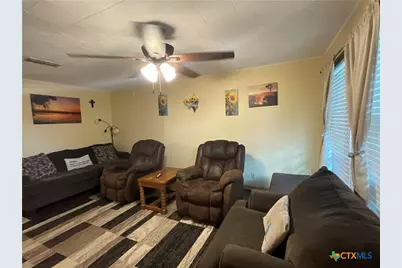 105 Kimberly Lane, Yoakum, TX 77995 - Photo 38