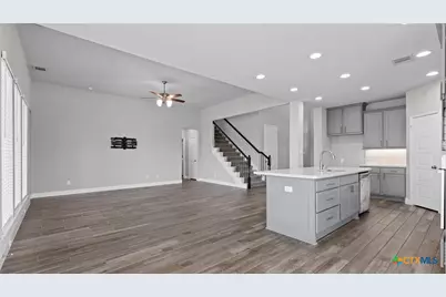 6501 Crockett Cove, Cibolo, TX 78108 - Photo 8