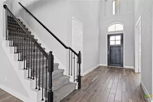 6501 Crockett Cv, Cibolo, TX 78108 - Photo 2