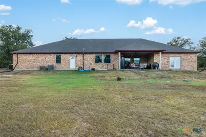 1102 Private Road 2332, Giddings, TX 78942 - Photo 26
