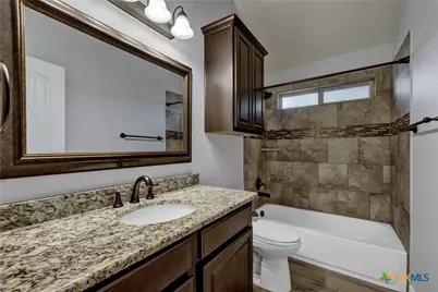 842 Madison Avenue, New Braunfels, TX 78130 - Photo 8