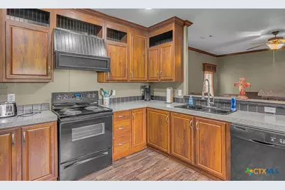 1176 Blue Cut Road, McGregor, TX 76657 - Photo 8