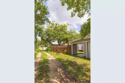 310 East Second St Street, Cuero, TX 77954 - Photo 42
