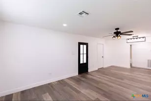 310 East Second St, Cuero, TX 77954 - Photo 6