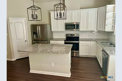 2019 Theresa Drive, Bryan, TX 77807 - Photo 8