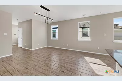 189 Fabion Street, Kyle, TX 78640 - Photo 6