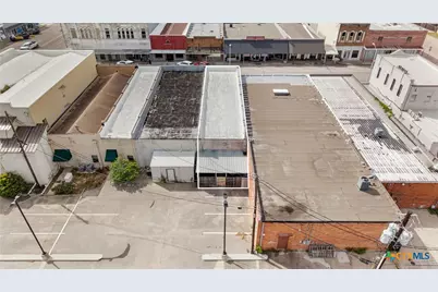 111 E Main Street, Edna, TX 77957 - Photo 22