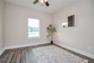 268 Whitetail Ln, Victoria, TX 77905 - Photo 18