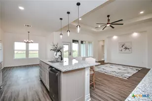 268 Whitetail Ln, Victoria, TX 77905 - Photo 12