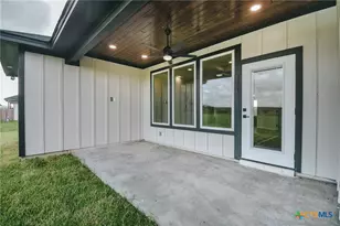268 Whitetail Ln, Victoria, TX 77905 - Photo 38