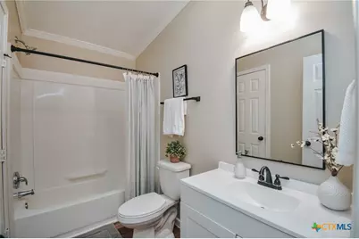 807 E Mesquite Lane, Victoria, TX 77901 - Photo 14