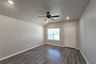523 Lost Trl, Copperas Cove, TX 76522 - Photo 6