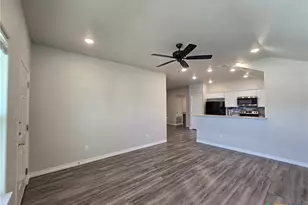 523 Lost Trl, Copperas Cove, TX 76522 - Photo 4
