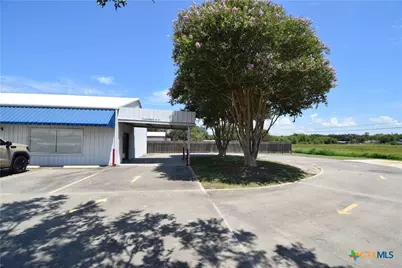 2100 N Virginia Street #A, Port Lavaca, TX 77979 - Photo 10