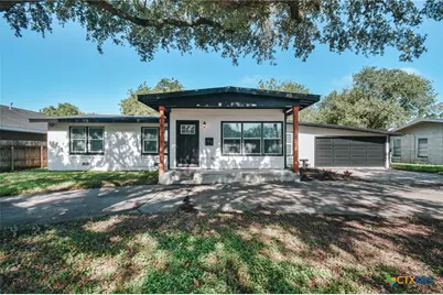 2605 N Ben Jordan Street, Victoria, TX 77901 - Photo 1