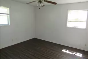 3914 S 31st St, Temple, TX 76502 - Photo 6