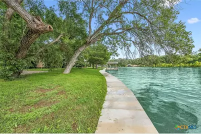 524 Turtle Lane, Seguin, TX 78155 - Photo 4