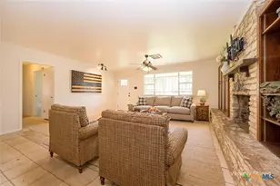 404 Roadrunner Ln, Killeen, TX 76542 - Photo 2
