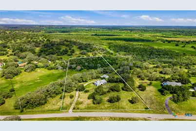 230 Broken Arrow, Floresville, TX 78114 - Photo 2