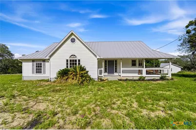 230 Broken Arrow, Floresville, TX 78114 - Photo 16