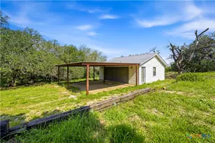 230 Broken Arrow, Floresville, TX 78114 - Photo 10