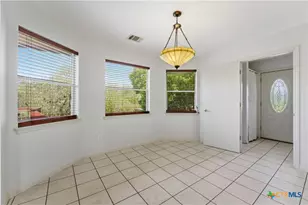 230 Broken Arrow, Floresville, TX 78114 - Photo 26