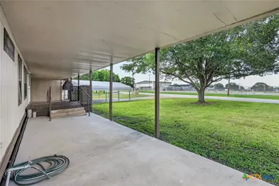 1619 Seydler Street, Gonzales, TX 78629 - Photo 14