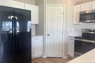 1333 Main St, Liberty Hill, TX 78642 - Photo 2