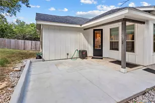 1463 Bonnyview Dr, Canyon Lake, TX 78133 - Photo 28
