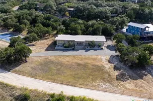 1463 Bonnyview Dr, Canyon Lake, TX 78133 - Photo 34