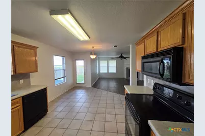 2402 Mikulec Drive, Killeen, TX 76542 - Photo 2
