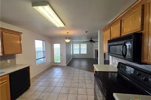 2402 Mikulec Dr, Killeen, TX 76542 - Photo 2