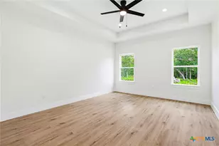 315 Post Oak St, Gonzales, TX 78629 - Photo 22