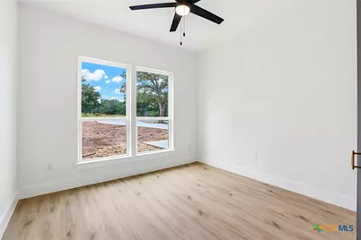 315 Post Oak Street, Gonzales, TX 78629 - Photo 20