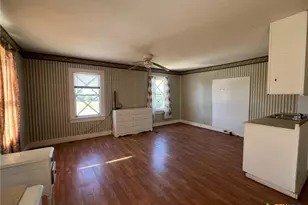 909 Power St, Refugio, TX 78377 - Photo 46