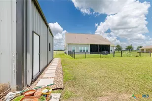 3113 Fm 2615, Victoria, TX 77905 - Photo 34