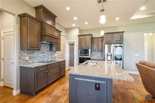 3113 Fm 2615, Victoria, TX 77905 - Photo 12