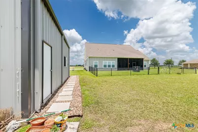 3113 Fm 2615, Victoria, TX 77905 - Photo 34
