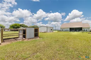 3113 Fm 2615, Victoria, TX 77905 - Photo 36
