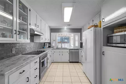505 Santa Fe, Victoria, TX 77904 - Photo 6