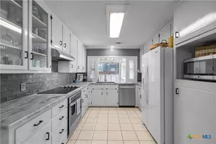 505 Santa Fe, Victoria, TX 77904 - Photo 6