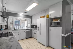 505 Santa Fe, Victoria, TX 77904 - Photo 8