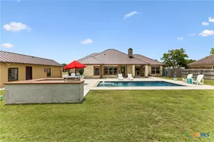 324 Kimbrough Rd, Seguin, TX 78155 - Photo 46
