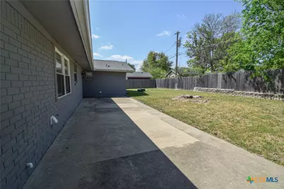205 Tanglewood Road, Temple, TX 76502 - Photo 36